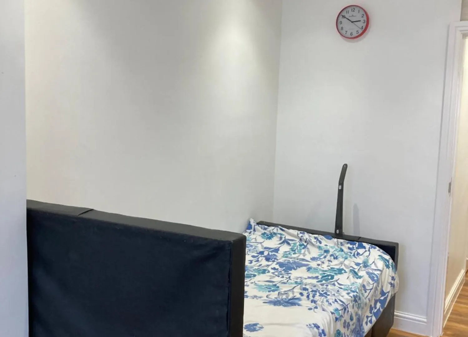 Room To Stay 9 Ilfracombe Avenue Newcastle Upon Tyne Ne4 8Ru 0*,